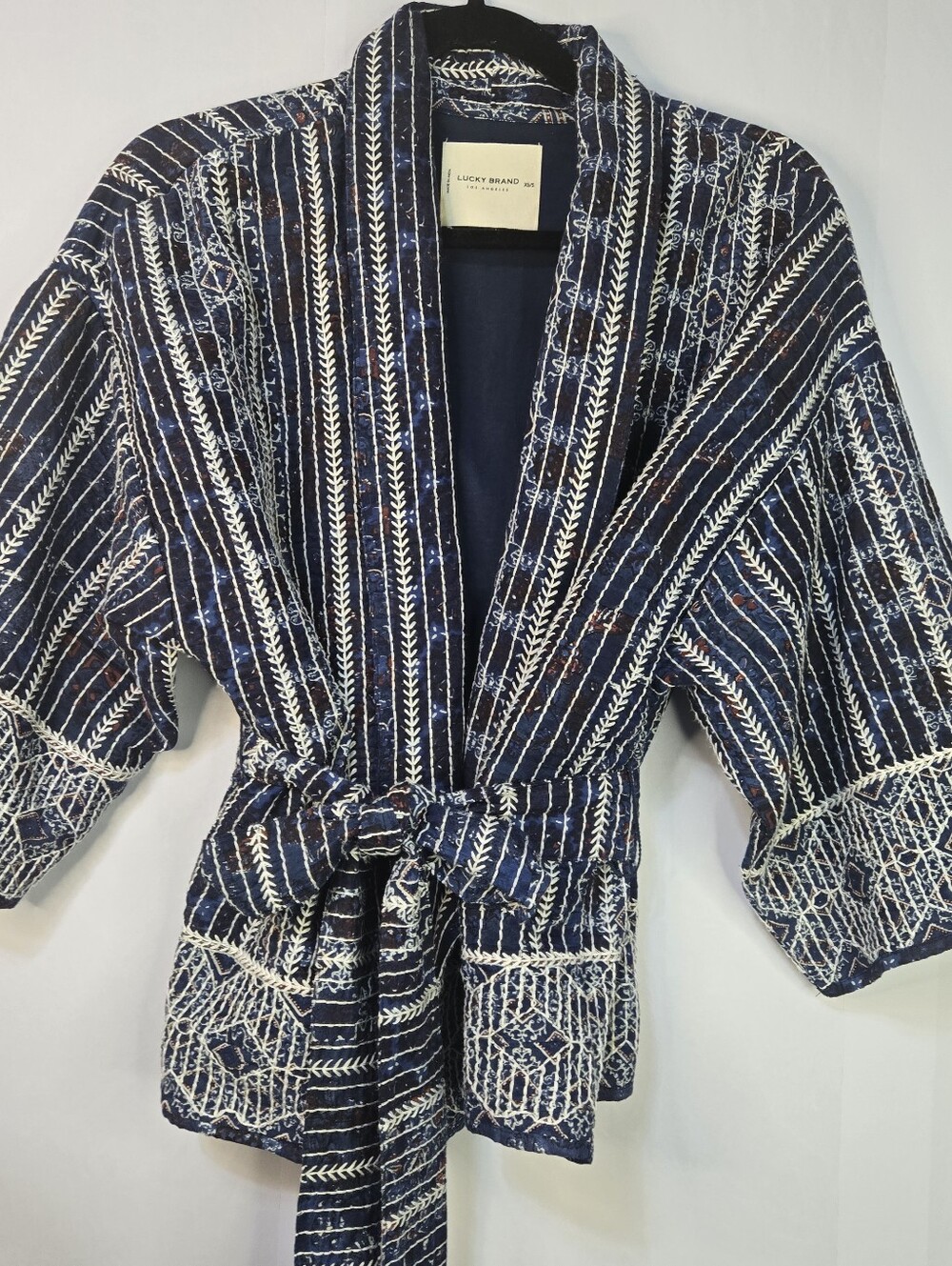 Lucky Brand Women Size S Navy & White Kimono Style Quilted, Belted Jacket